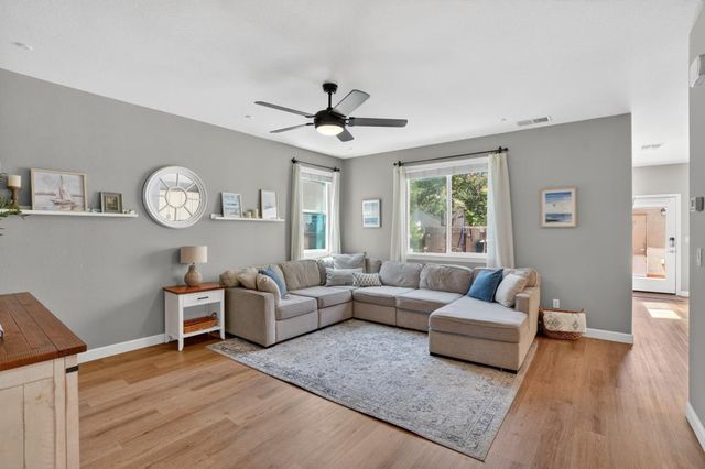 3081 Ardley Dr, Roseville, CA 95747