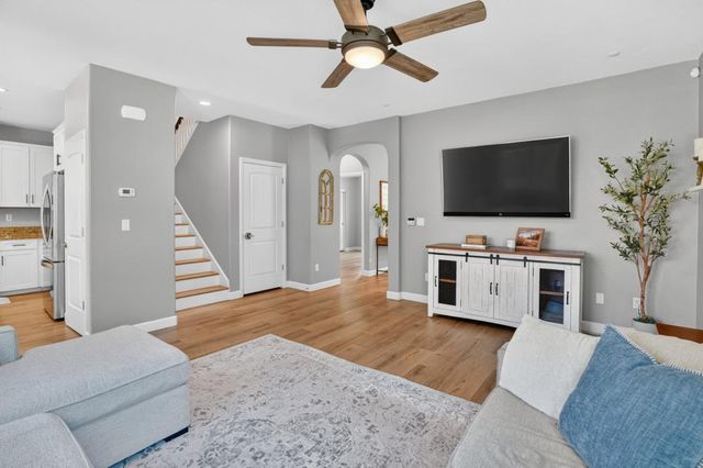 3081 Ardley Dr, Roseville, CA 95747