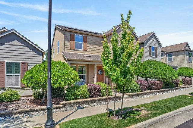 3081 Ardley Dr, Roseville, CA 95747