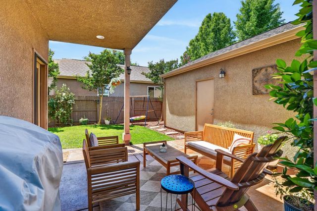 3081 Ardley Dr, Roseville, CA 95747