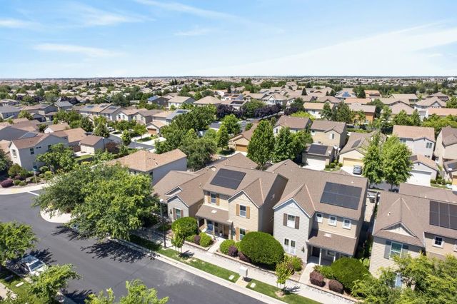 3081 Ardley Dr, Roseville, CA 95747