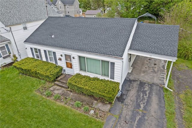12 Mirick Pl, Lyons, NY 14489