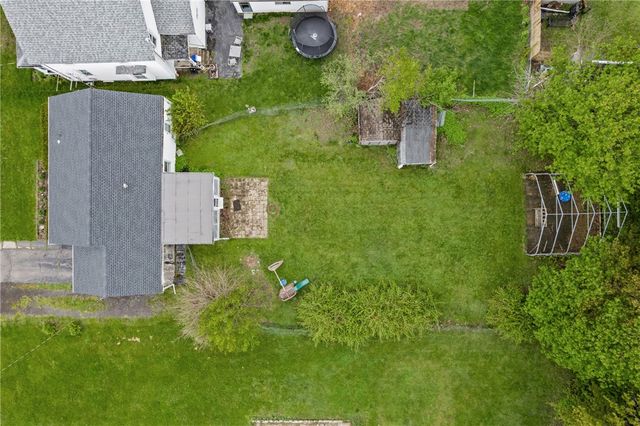12 Mirick Pl, Lyons, NY 14489