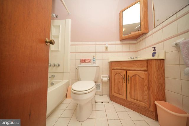 1205 SPOTSWOOD DR, Silver Spring, MD 20905