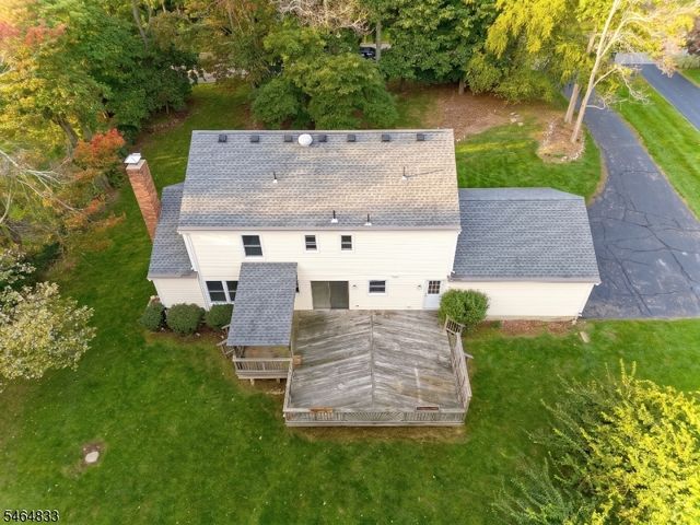 8 Kerry Pl, Mount Olive Twp., NJ 07836