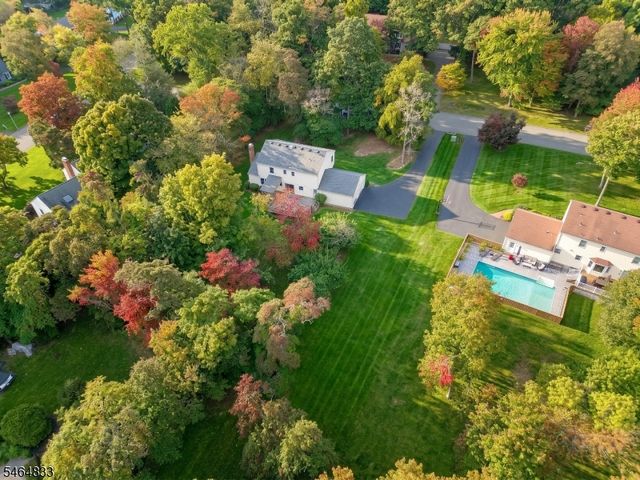 8 Kerry Pl, Mount Olive Twp., NJ 07836