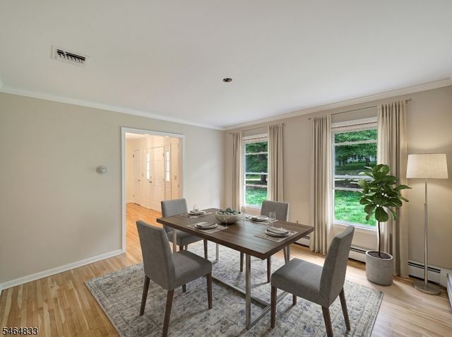 8 Kerry Pl, Mount Olive Twp., NJ 07836