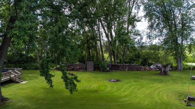 8096 CHANNEL LANE, Omro, WI 54963