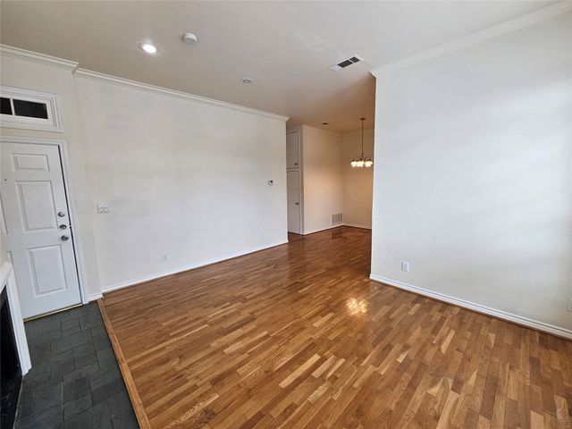 4106 Newton Avenue 102, Dallas, TX 75219