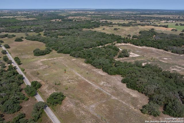 1003 County Road 334, Stockdale, TX 78160