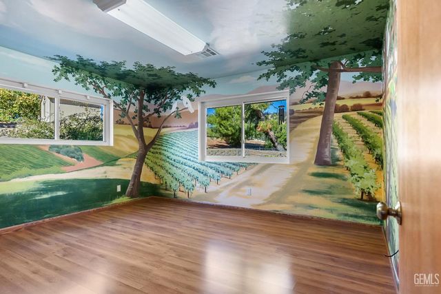 24301 Silver Creek Way, Tehachapi, CA 93561