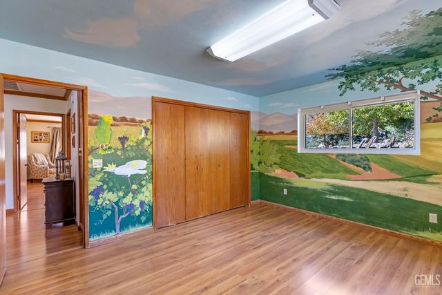 24301 Silver Creek Way, Tehachapi, CA 93561