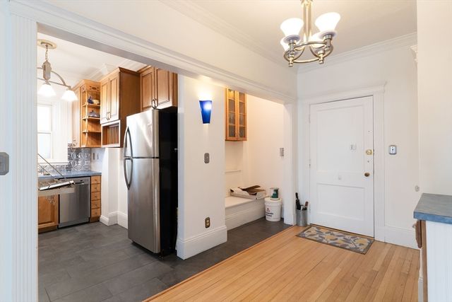 17 Radcliffe Rd 10, Boston, MA 02134