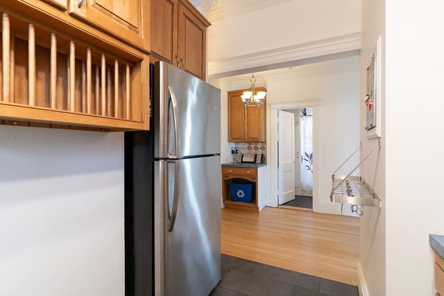 17 Radcliffe Rd 10, Boston, MA 02134