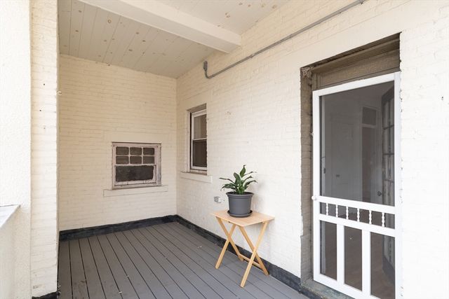 17 Radcliffe Rd 10, Boston, MA 02134