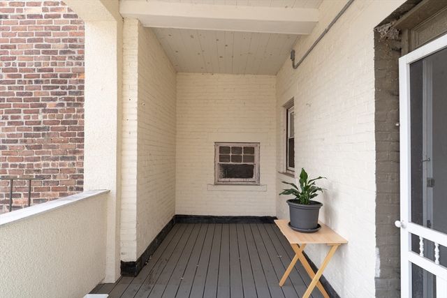 17 Radcliffe Rd 10, Boston, MA 02134