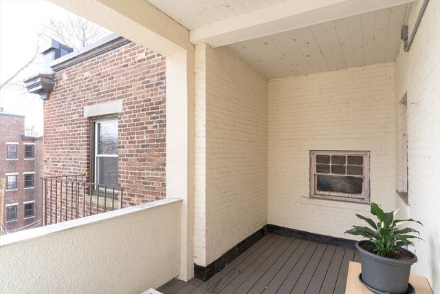 17 Radcliffe Rd 10, Boston, MA 02134