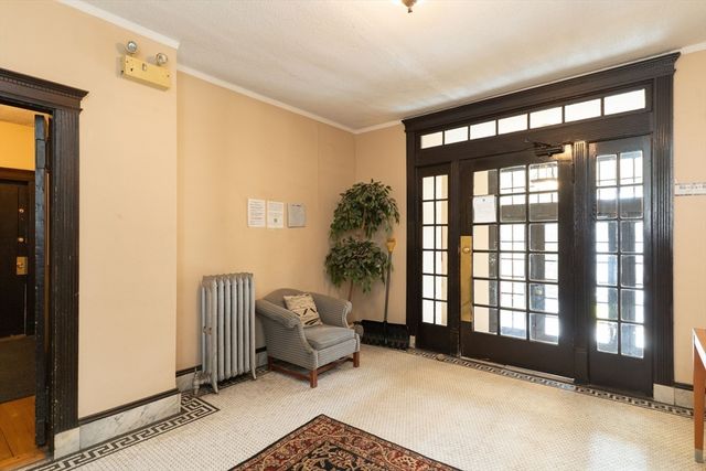 17 Radcliffe Rd 10, Boston, MA 02134