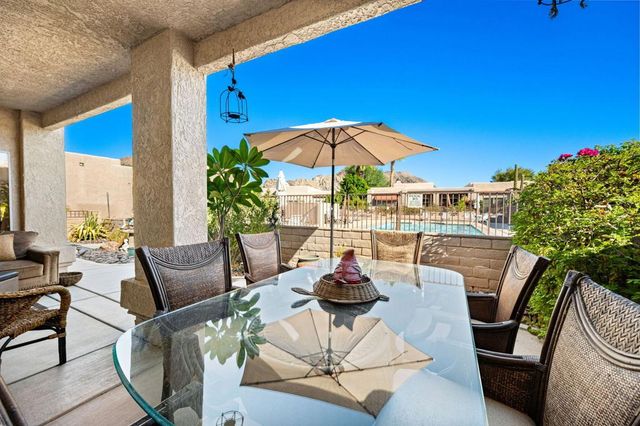 48110 Via Hermosa, La Quinta, CA 92253