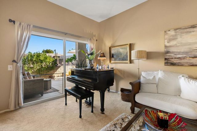 48110 Via Hermosa, La Quinta, CA 92253
