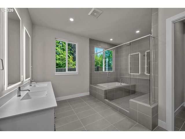 15011 Nw 11TH Pl, Vancouver, WA 98685