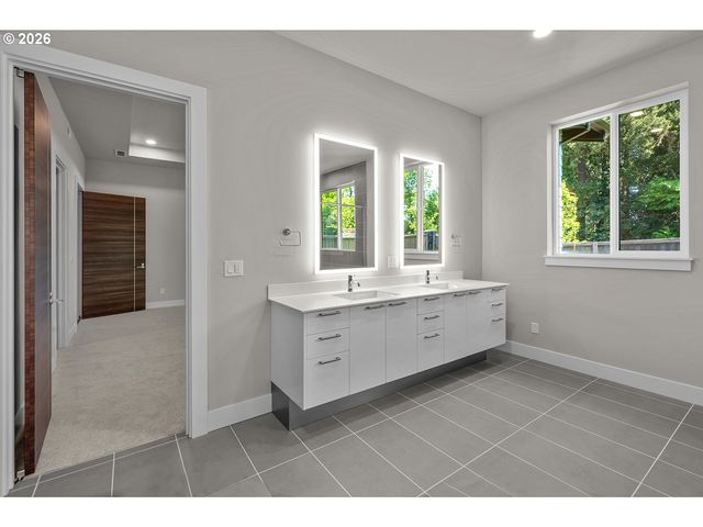 15011 Nw 11TH Pl, Vancouver, WA 98685