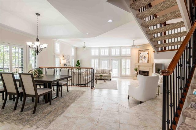 18724 WIMBLEDON CIRCLE, Lutz, FL 33558