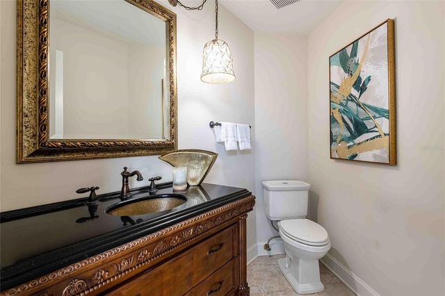 18724 WIMBLEDON CIRCLE, Lutz, FL 33558