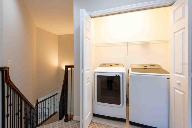 18724 WIMBLEDON CIRCLE, Lutz, FL 33558