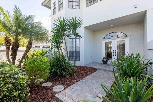 18724 WIMBLEDON CIRCLE, Lutz, FL 33558