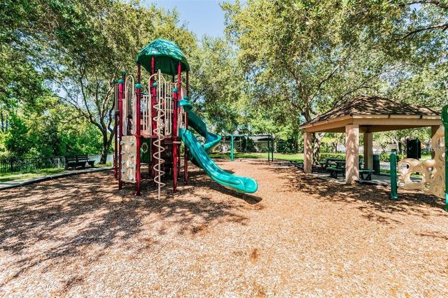 18724 WIMBLEDON CIRCLE, Lutz, FL 33558