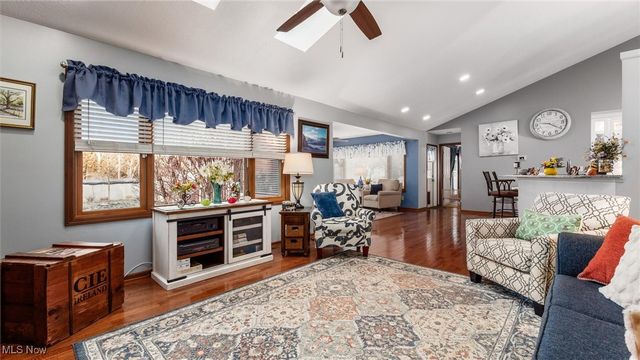 5465 Airwood Drive, Zanesville, OH 43701