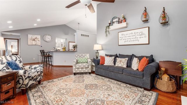 5465 Airwood Drive, Zanesville, OH 43701