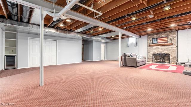 5465 Airwood Drive, Zanesville, OH 43701