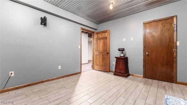 5465 Airwood Drive, Zanesville, OH 43701