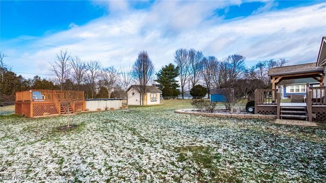 5465 Airwood Drive, Zanesville, OH 43701