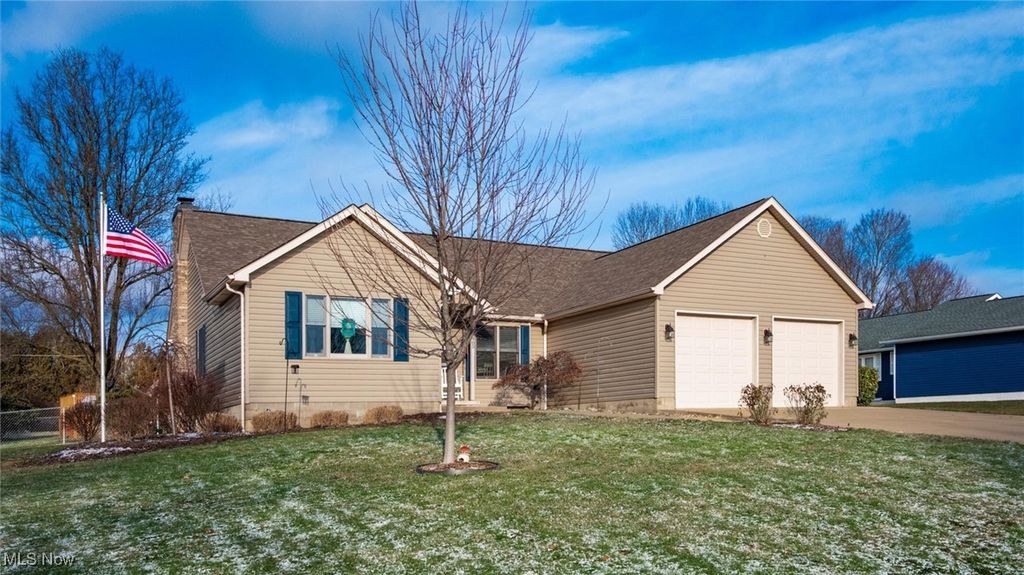 5465 Airwood Drive, Zanesville, OH 43701