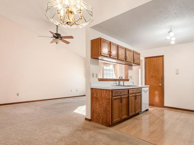 488 Three Oaks Court, Columbus, OH 43230