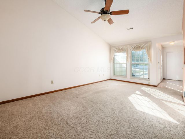 488 Three Oaks Court, Columbus, OH 43230