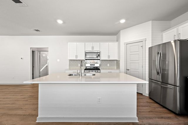 407 Wilshire RD, San Marcos, TX 78666