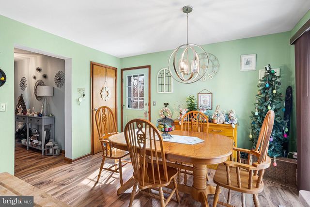 16 LINCOLN AVE, Sicklerville, NJ 08081