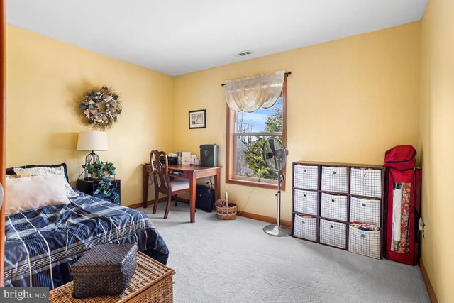 16 LINCOLN AVE, Sicklerville, NJ 08081