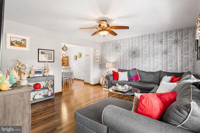 16 LINCOLN AVE, Sicklerville, NJ 08081