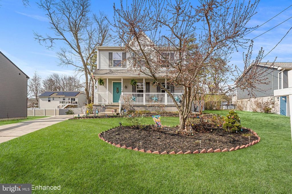 16 LINCOLN AVE, Sicklerville, NJ 08081