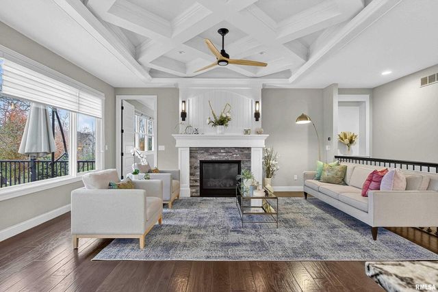 4136 Muirfield Court, Bettendorf, IA 52722