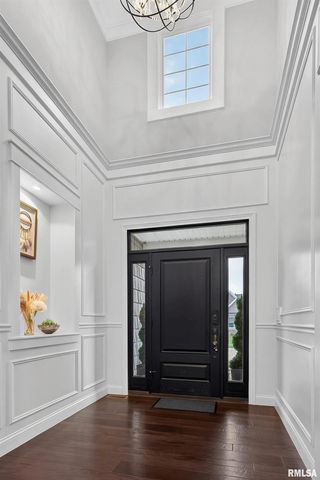 4136 Muirfield Court, Bettendorf, IA 52722