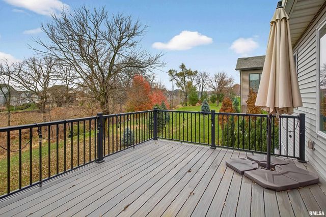 4136 Muirfield Court, Bettendorf, IA 52722