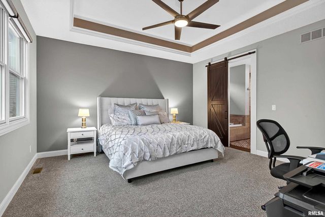 4136 Muirfield Court, Bettendorf, IA 52722