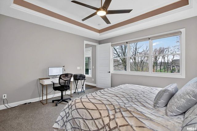 4136 Muirfield Court, Bettendorf, IA 52722