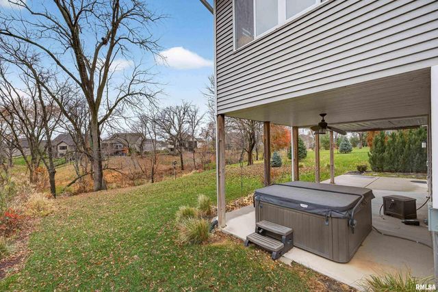 4136 Muirfield Court, Bettendorf, IA 52722